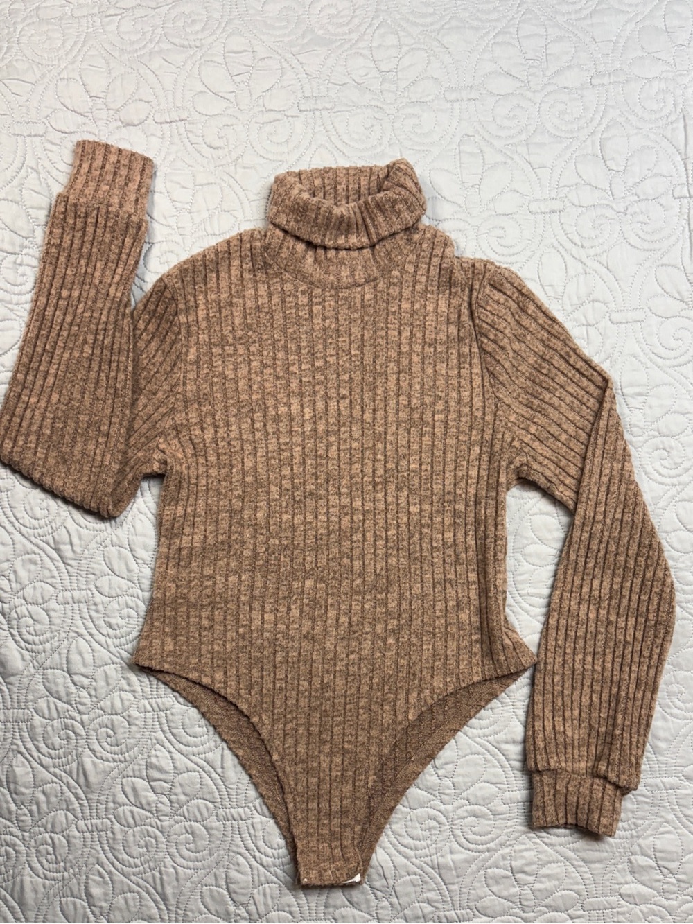 Women’s Large Mocha Ribbed Turtleneck Long Sleeve Bodysuit